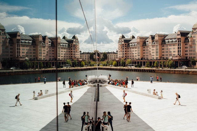 Register as a foregn employer in Norway with a view over the opera in Oslo